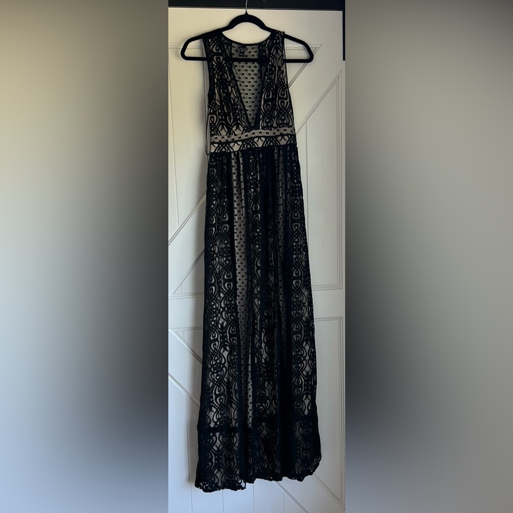 Windsor black long lace dress